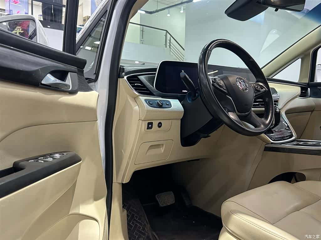 Buick GL8, 2023 8