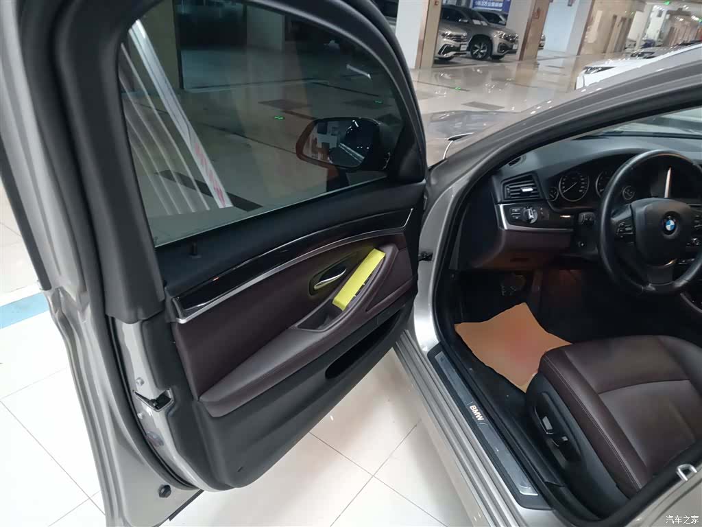 BMW 5 Series, 2015 12