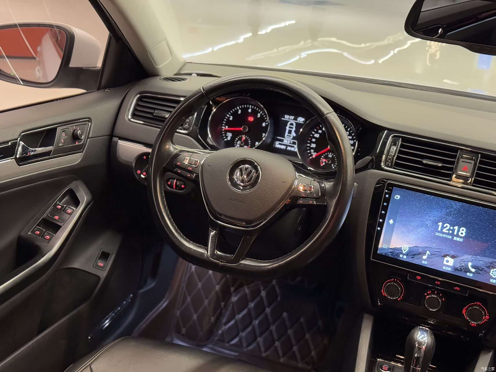 Volkswagen Sagitar, 2018 9