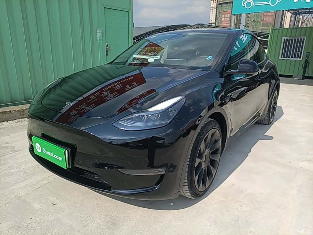 Tesla Model Y, 2021 2