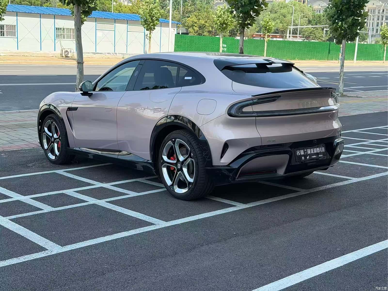 Xiaomi YU7, 2025 4