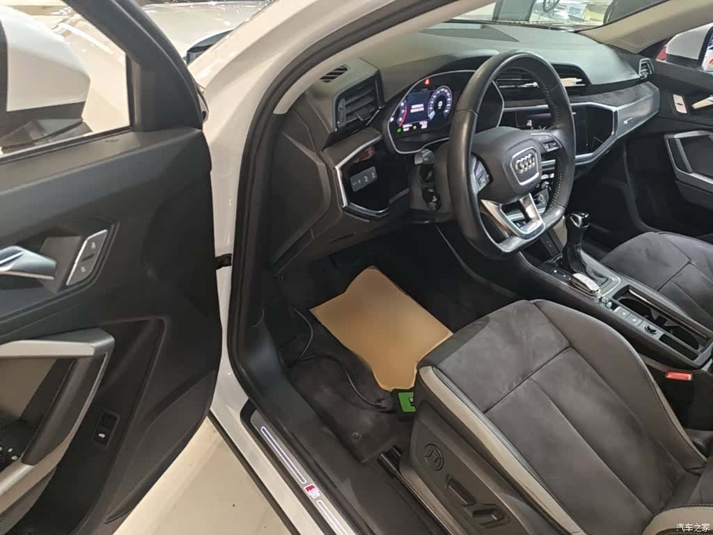 Audi Q3, 2021 16