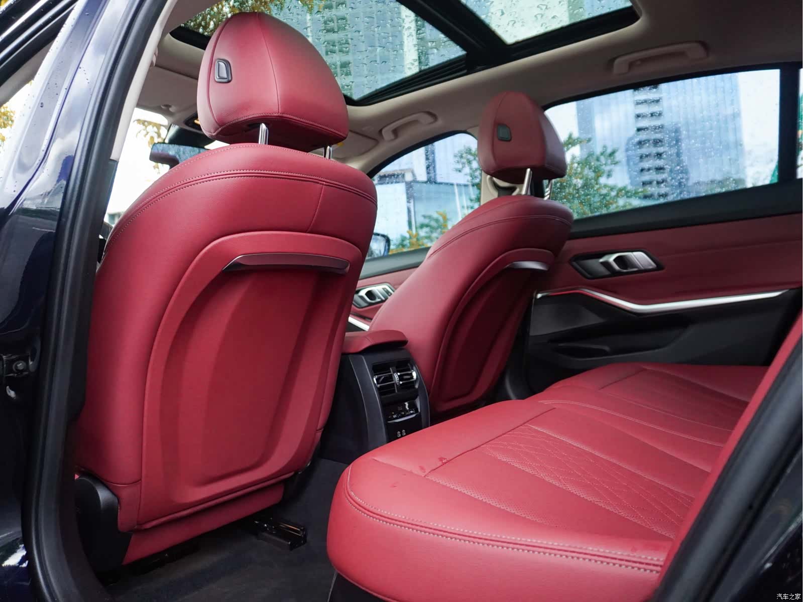 BMW 3 Series, 2023 21