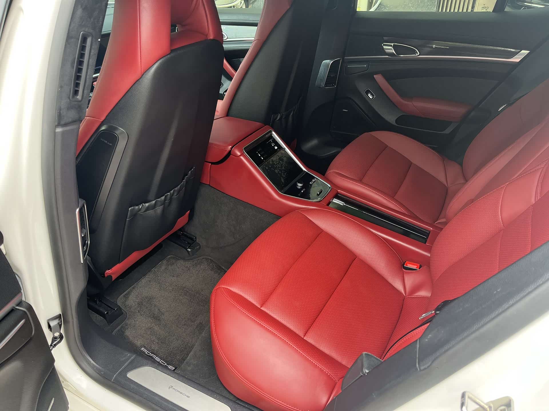 Porsche Panamera, 2011 6