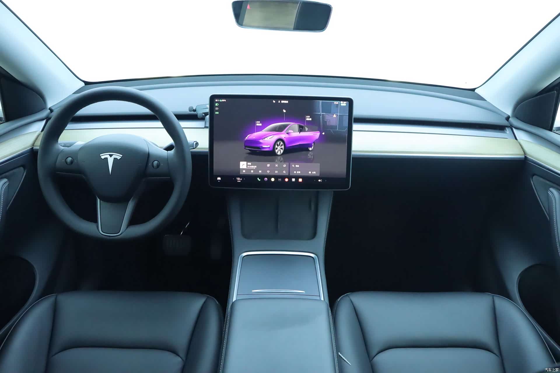 Tesla Model Y, 2023 15