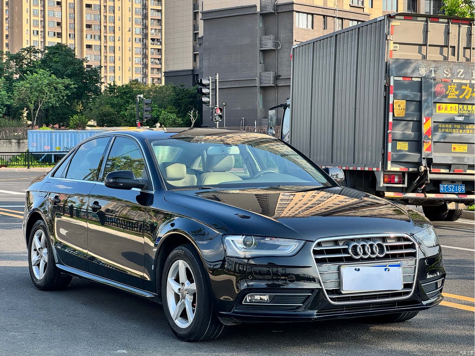 Audi A4L, 2015 1