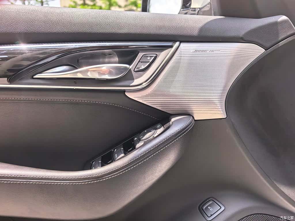 Cadillac CT5, 2022 11