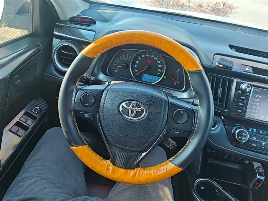 Toyota RAV4 Rongfang