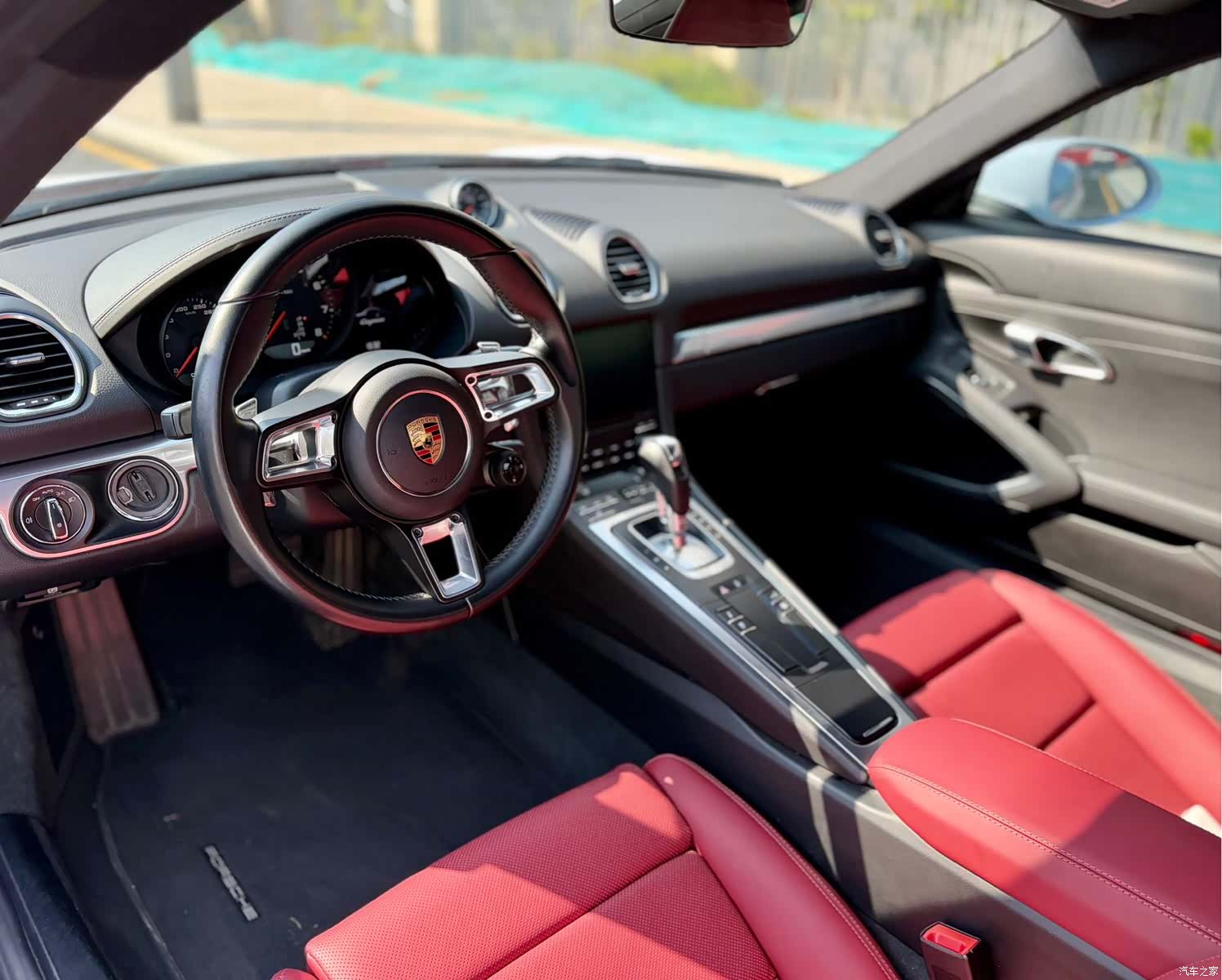 Porsche Cayman, 2017 10