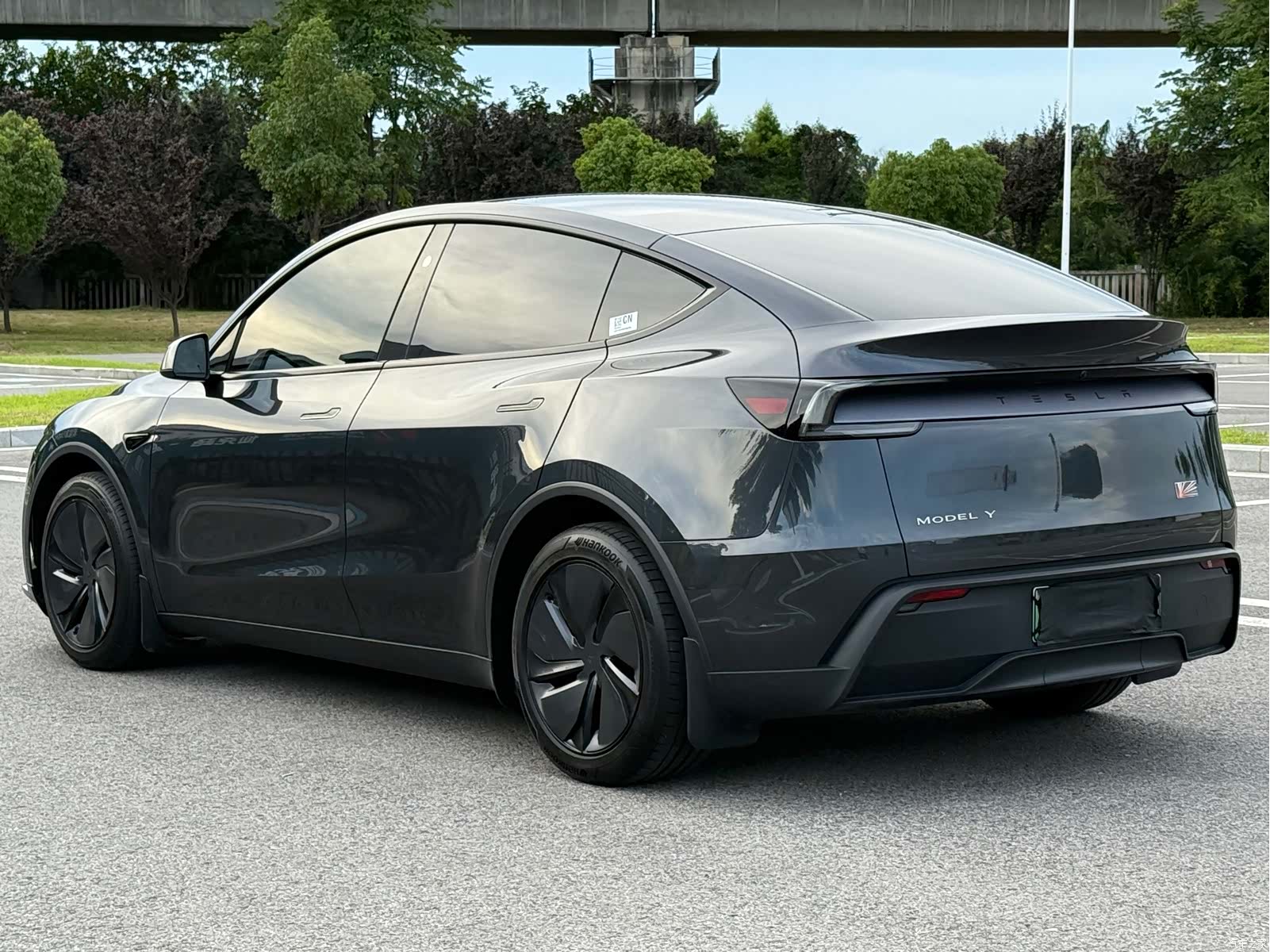 Tesla Model Y, 2025 7