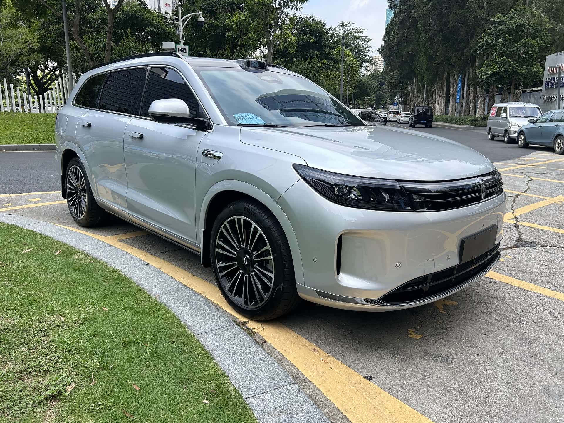 AITO M7, 2024 3