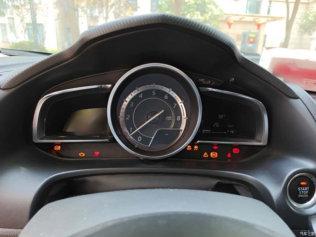 Mazda Mazda3, 2014 4