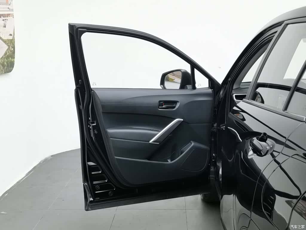 Toyota Frontlander, 2024 8