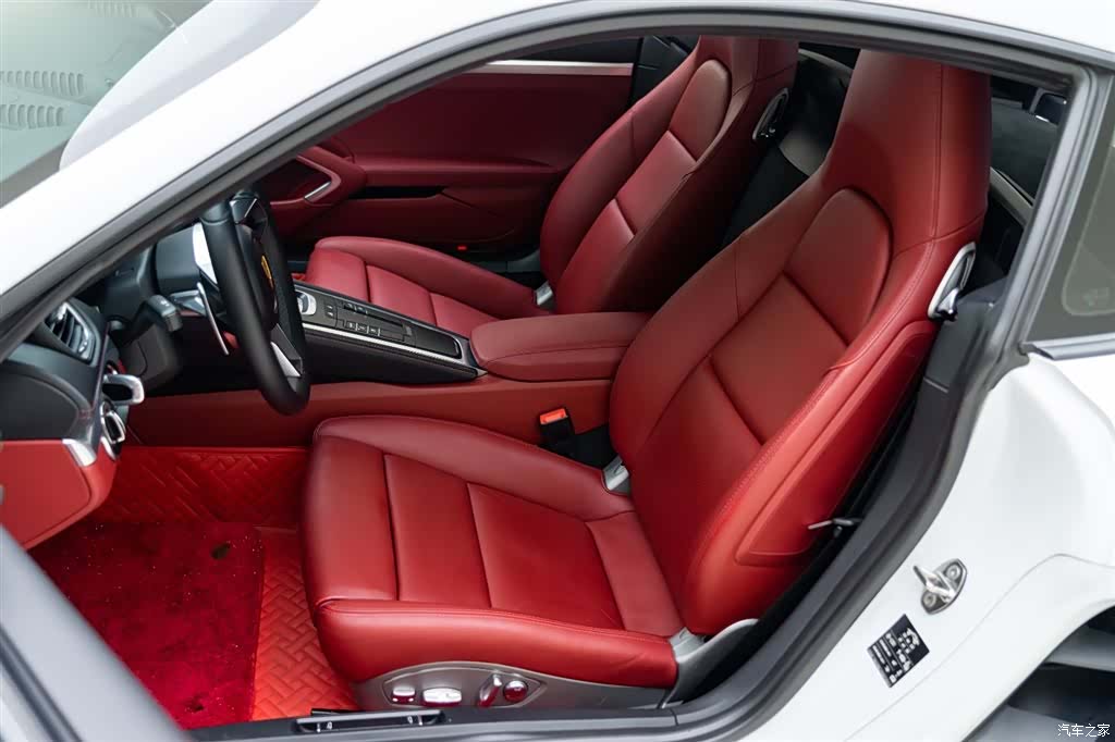 Porsche Cayman, 2018 9
