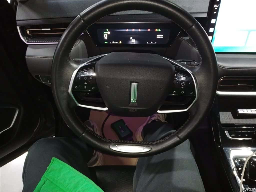 WEY DHT, 2022 11