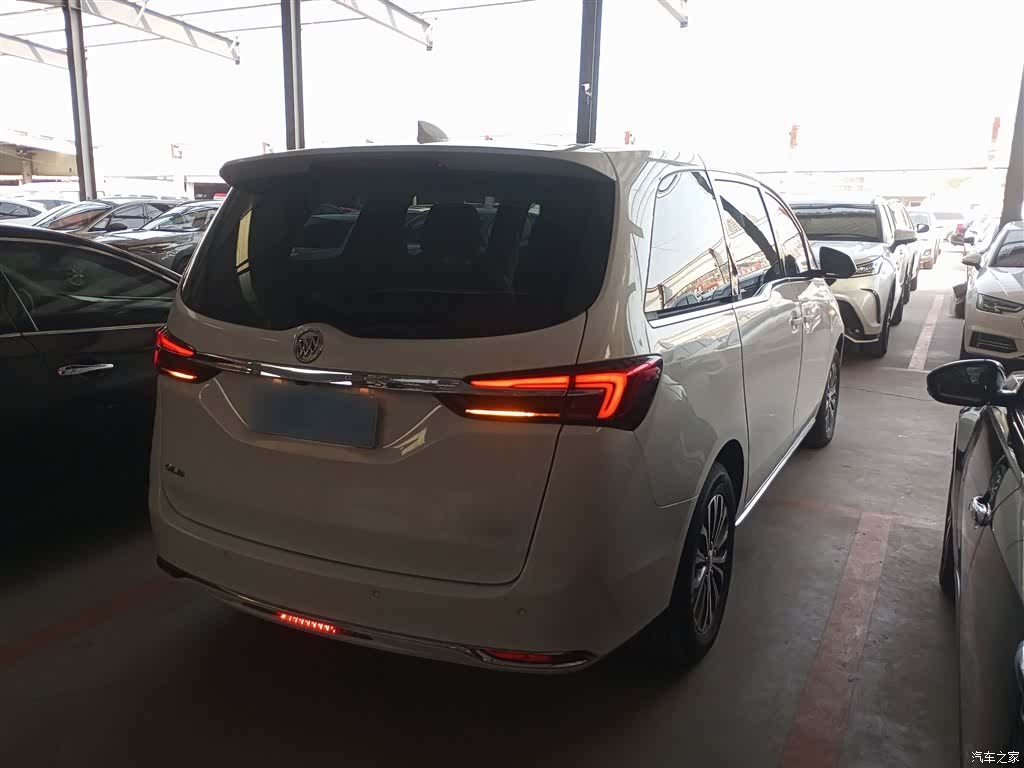 Buick GL8, 2023 все фото