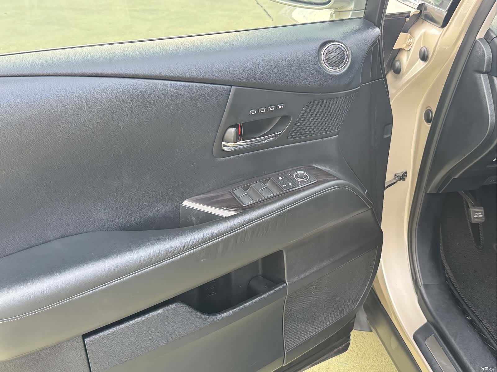 Lexus RX, 2013 13