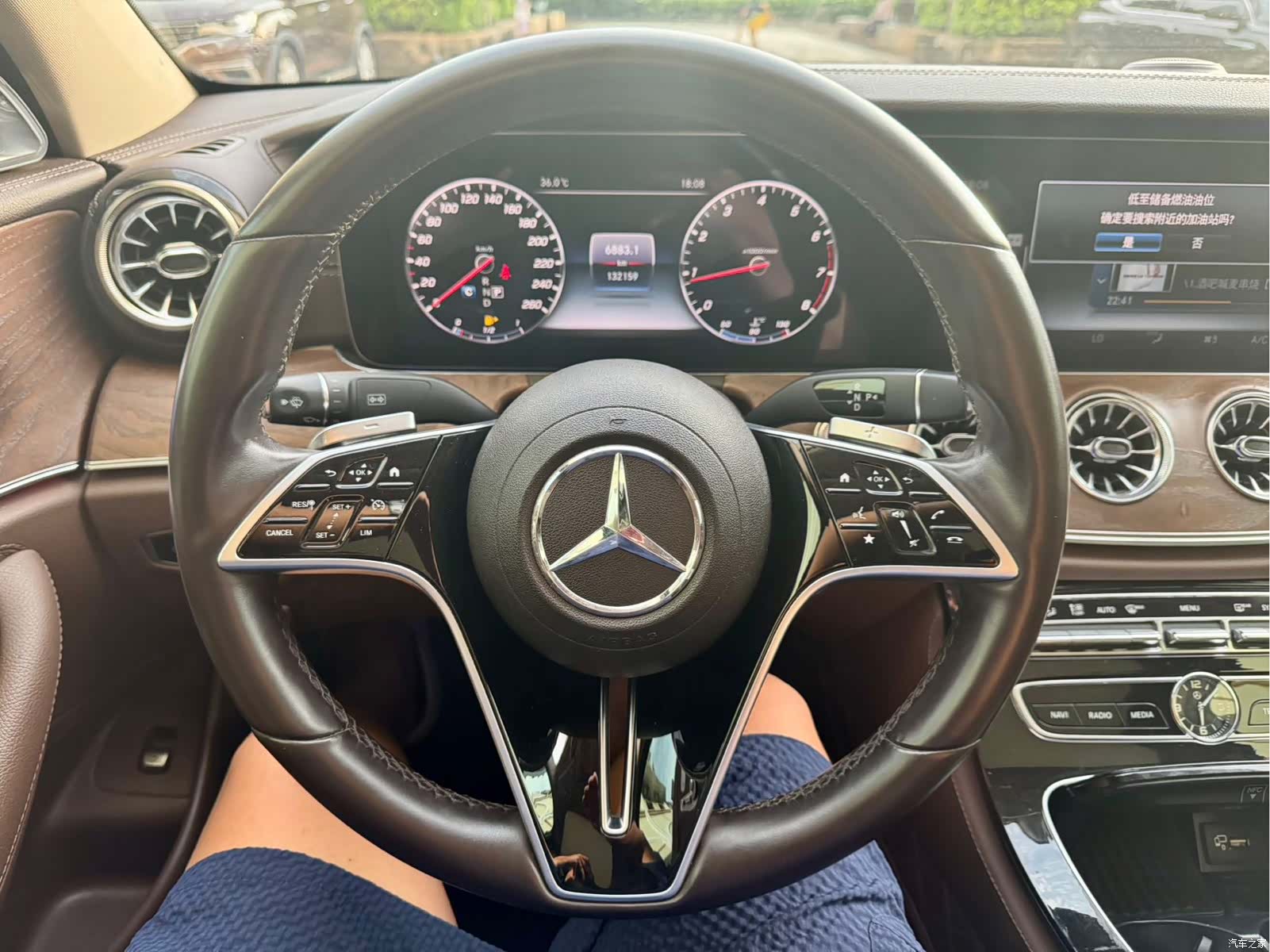 Mercedes-Benz E-Class, 2018 12