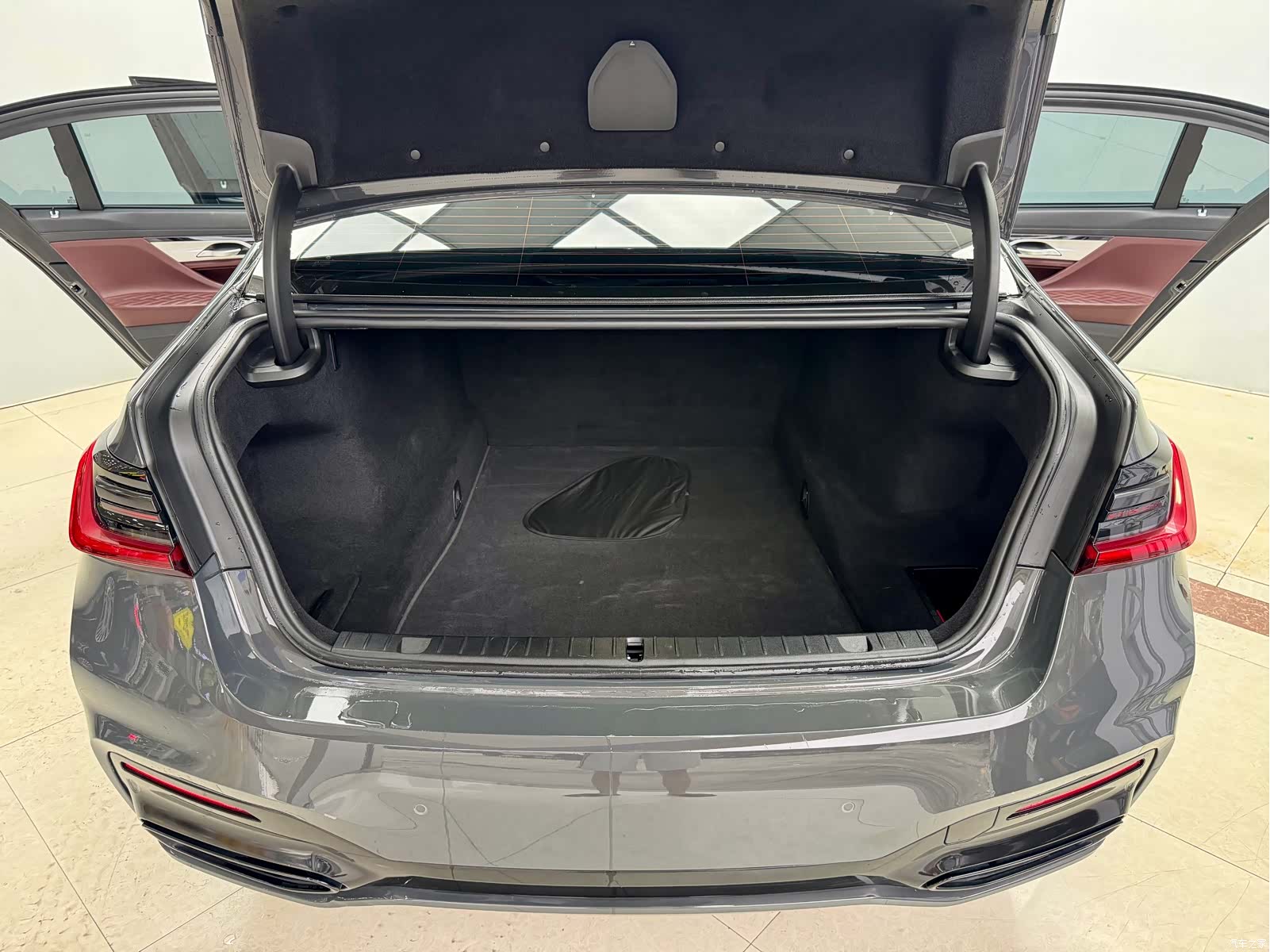 BMW 7 Series, 2021 26