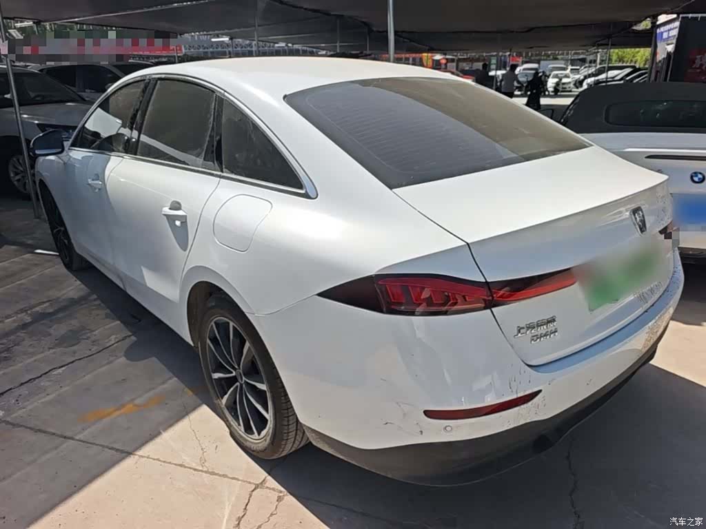 Roewe D7, 2025 все фото