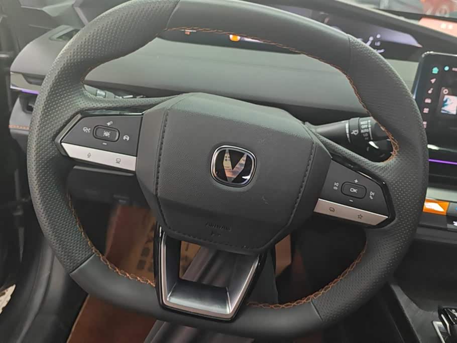 Changan UNI-V Smart iDD