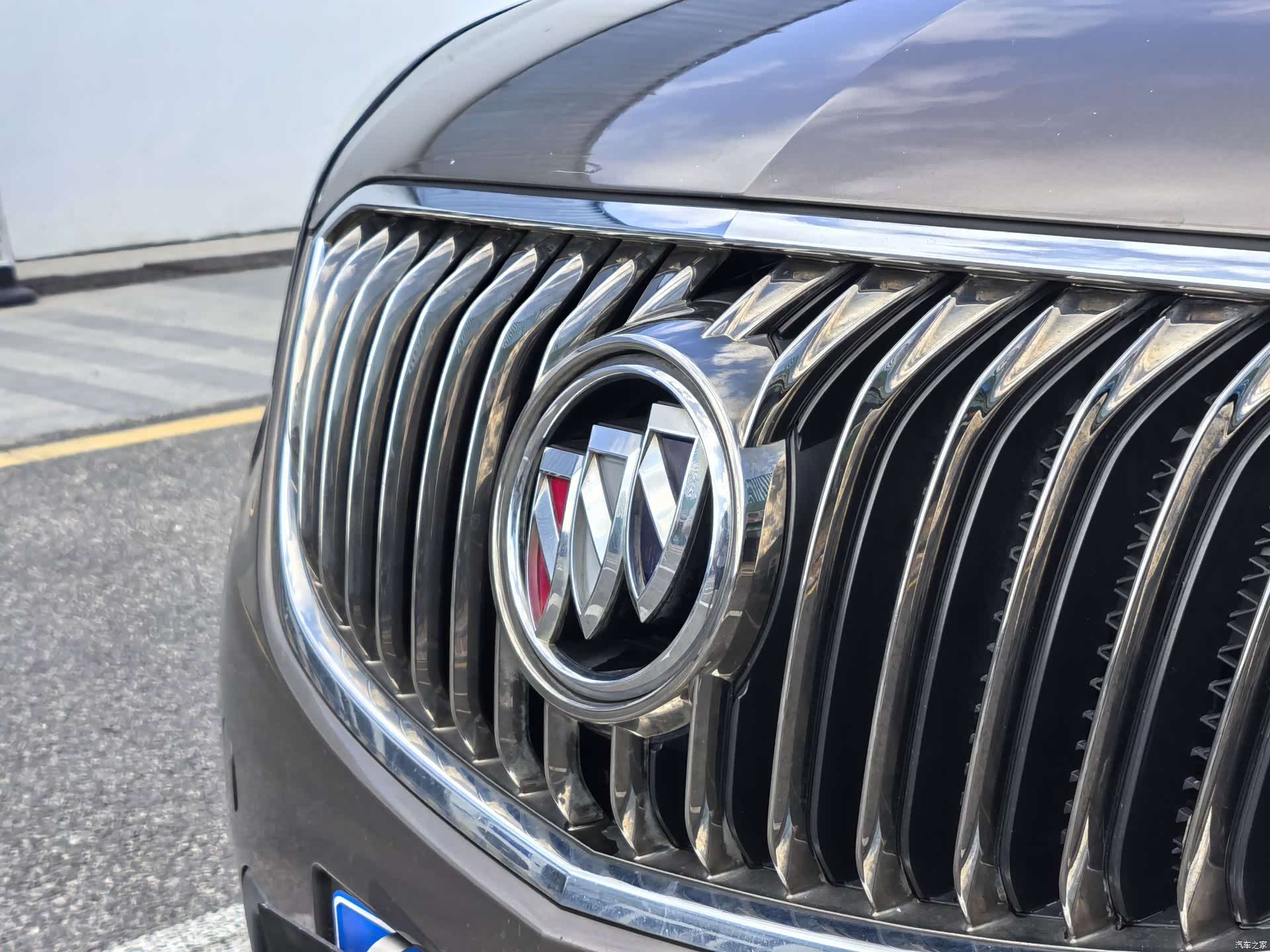 Buick Envision Plus, 2016 все фото