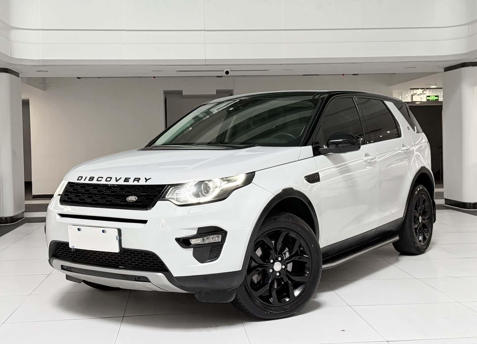 Land Rover Discovery, 2016 1