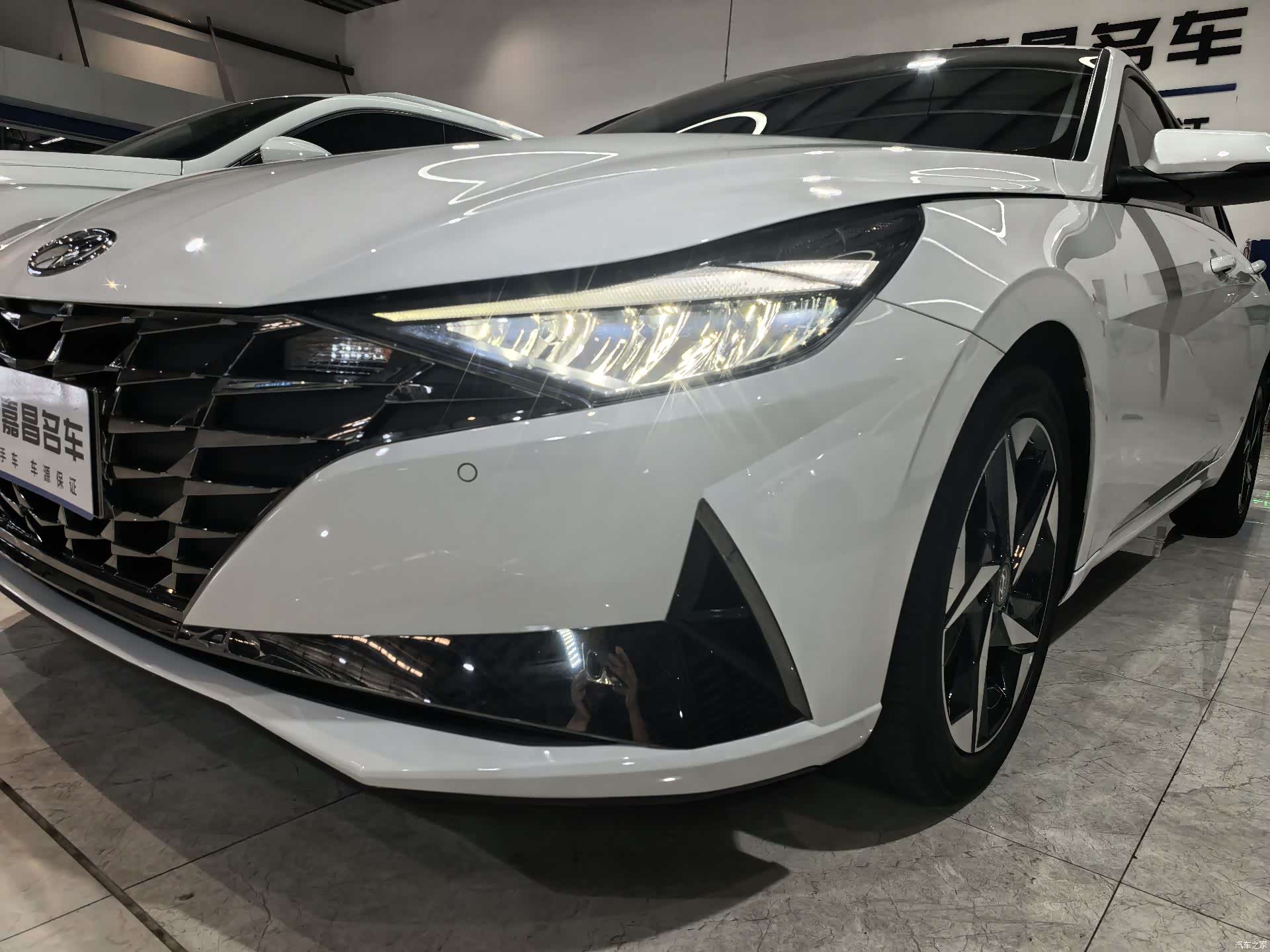 Hyundai Elantra, 2023 10