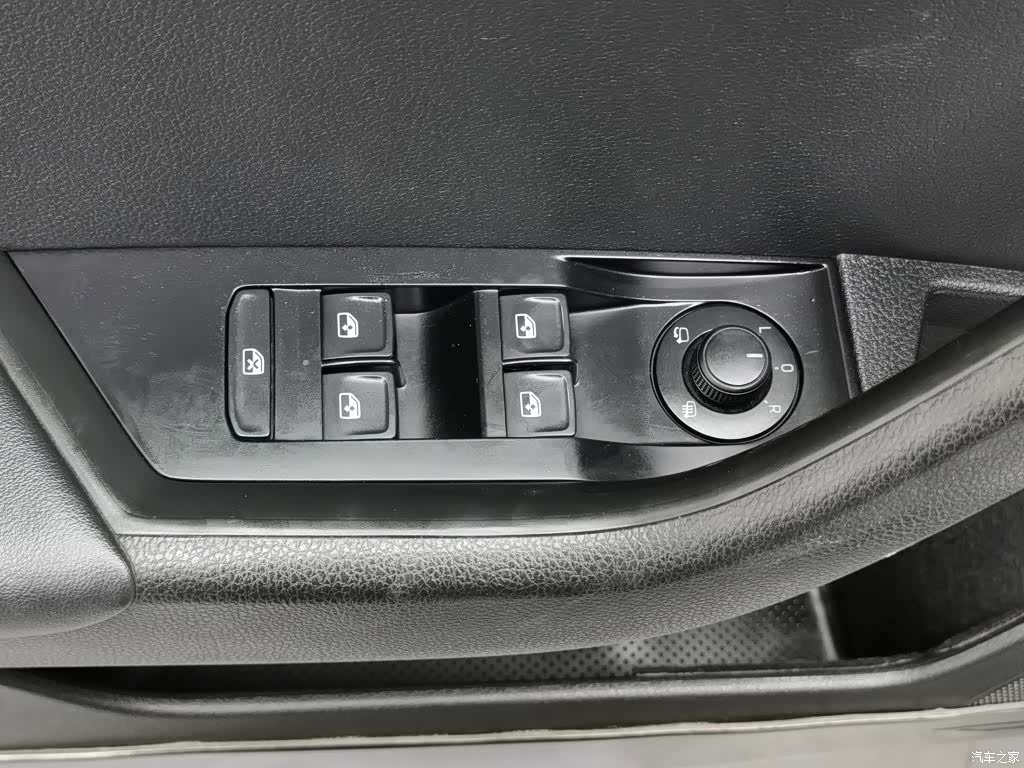 Skoda Superb, 2018 9