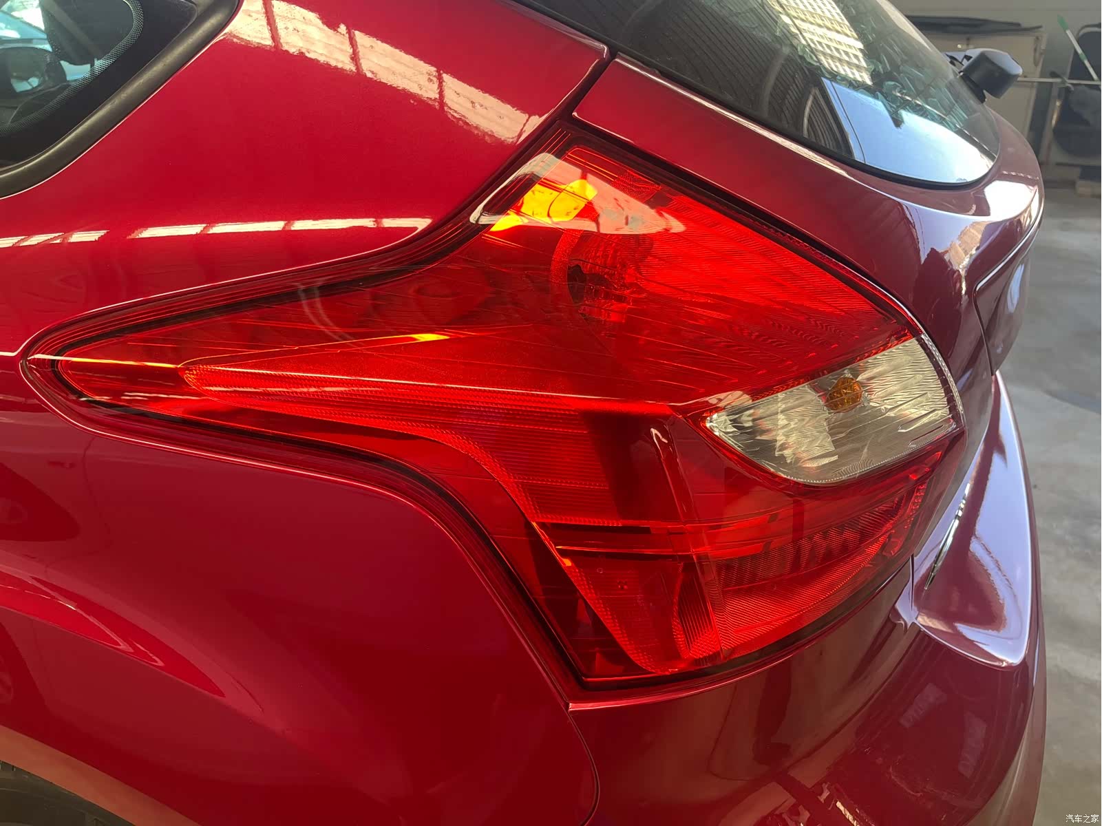 Ford Focus, 2015 7