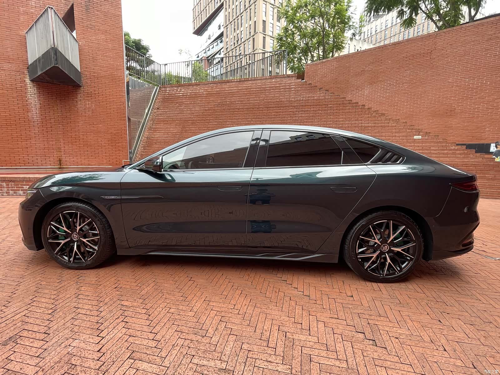 BYD Han, 2022 8