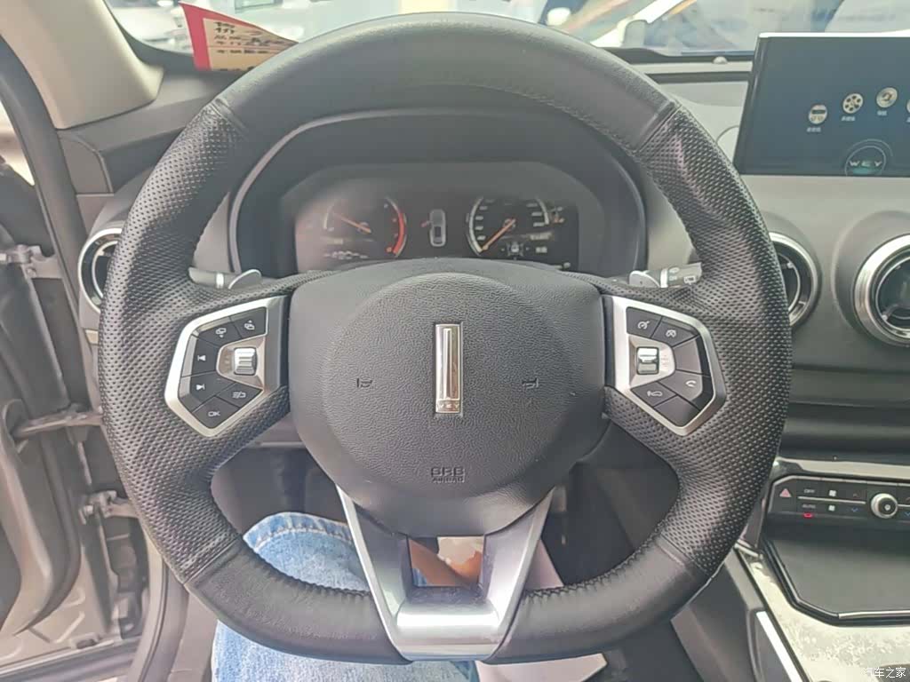 WEY VV7, 2018 11