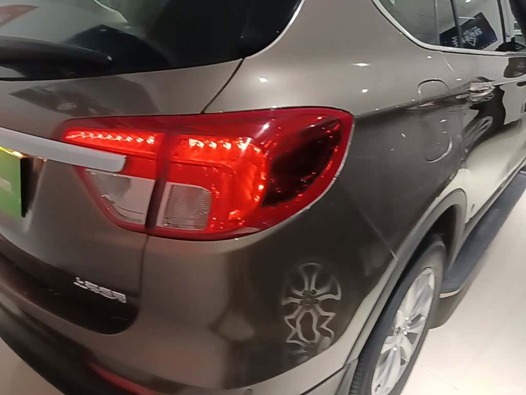 Buick Envision Plus, 2016 8