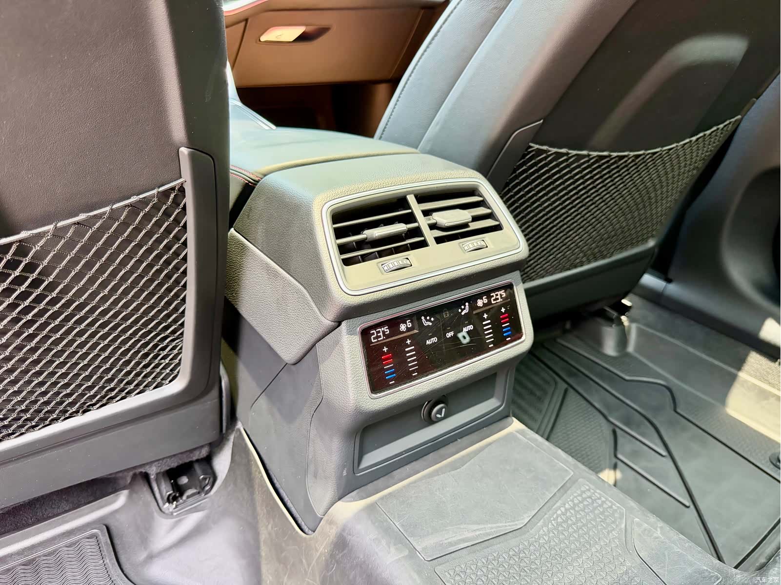 Audi A6L, 2020 16