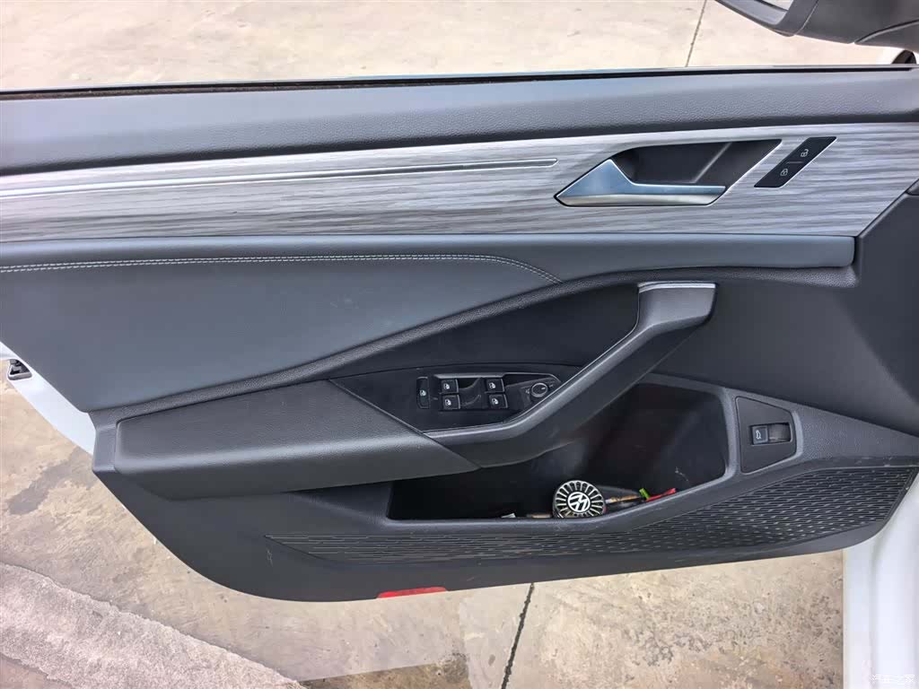 Volkswagen Sagitar, 2024 8