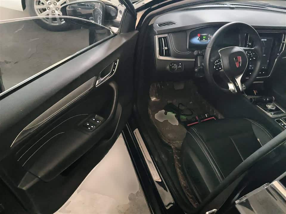 Roewe i6