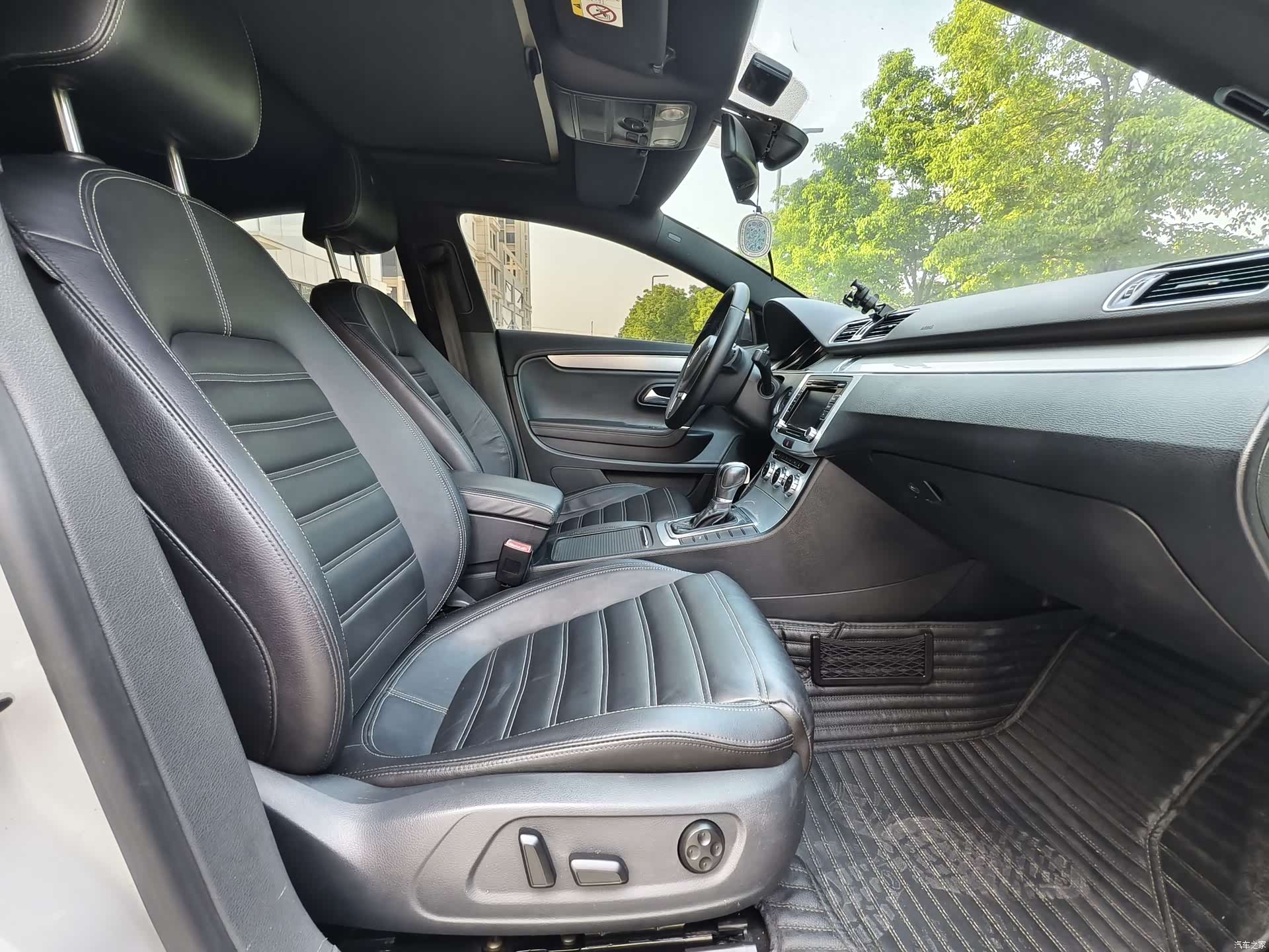 Volkswagen CC, 2016 9