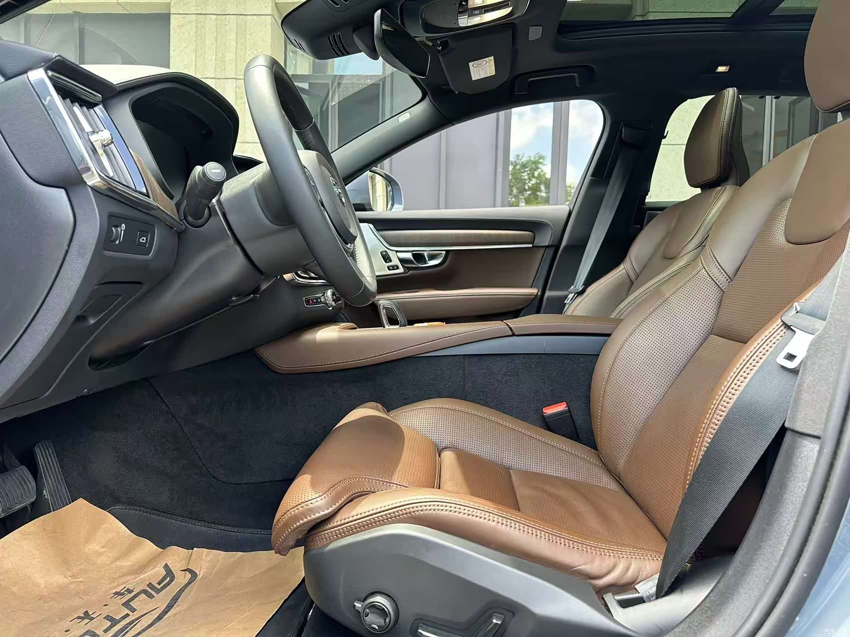Volvo V90, 2022 6