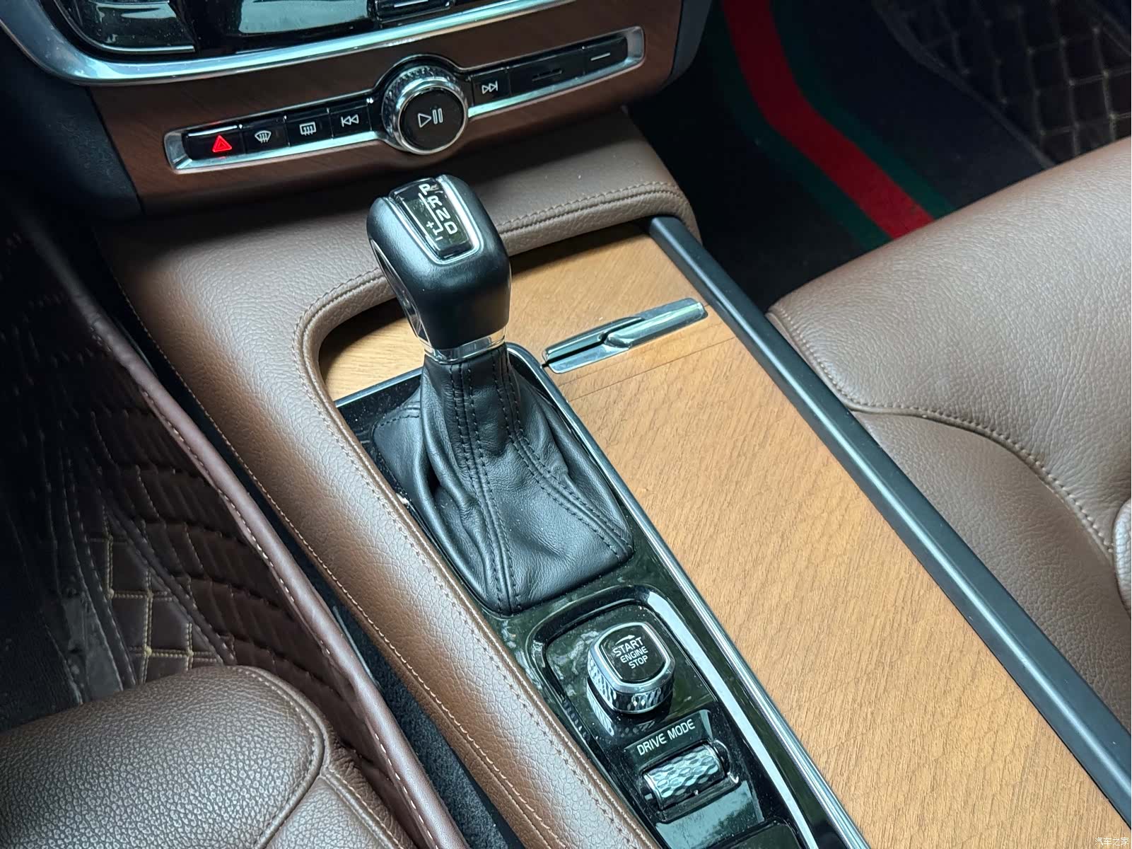 Volvo S90, 2020 25