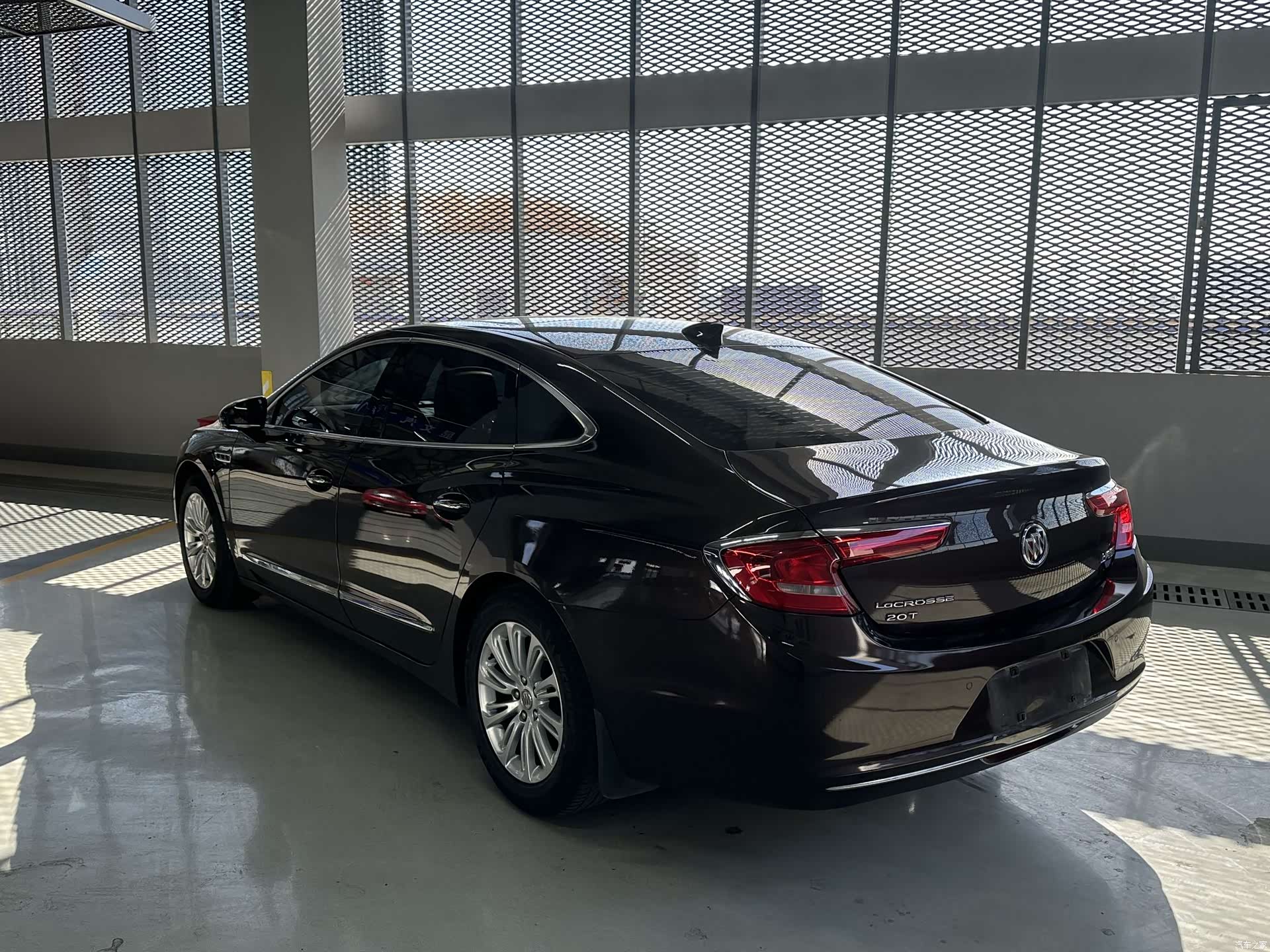 Buick LaCrosse, 2017 все фото