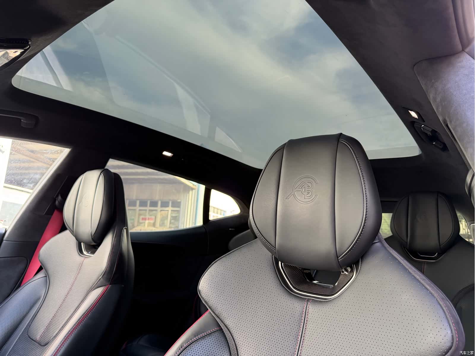 Lotus ELETRE, 2024 11