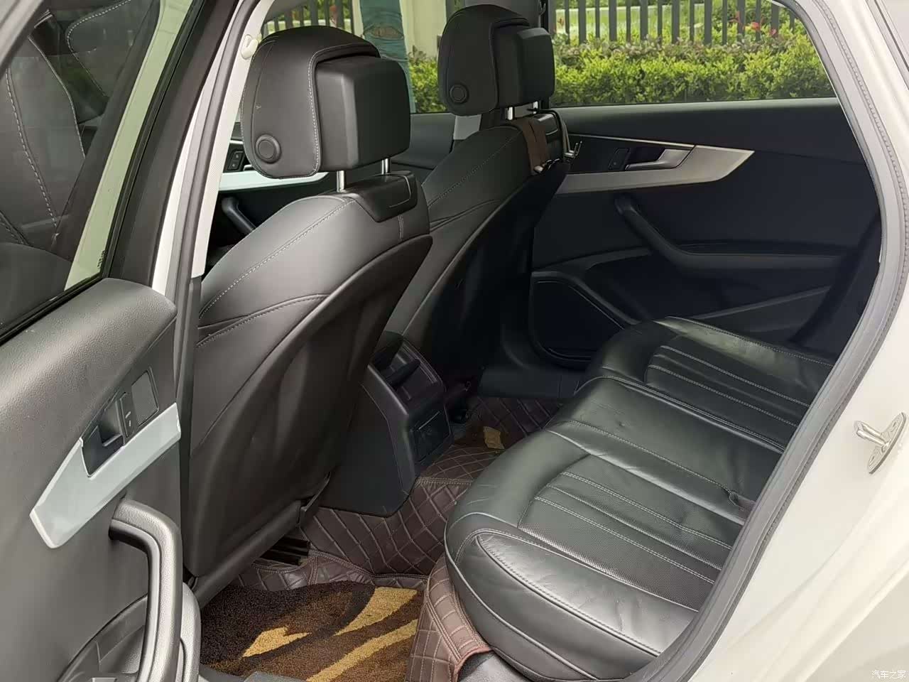 Audi A4L, 2022 9