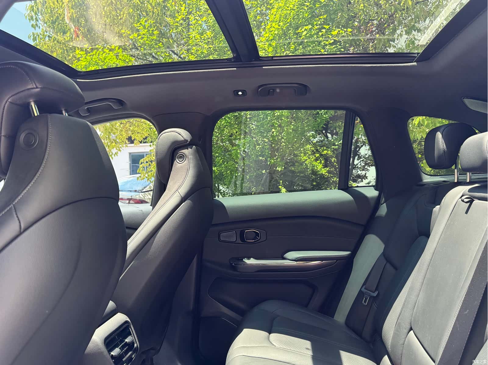 NIO ES6, 2019 13