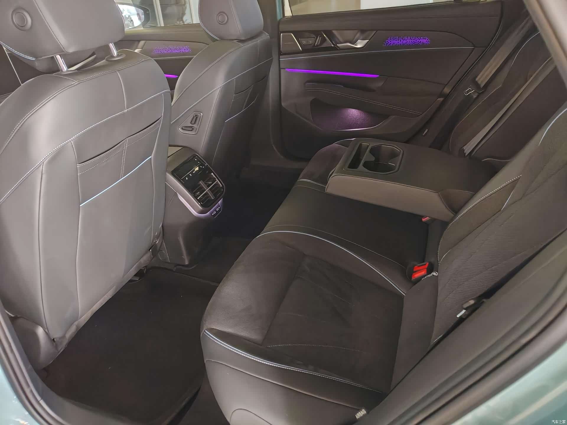 Volkswagen Passat, 2024 23