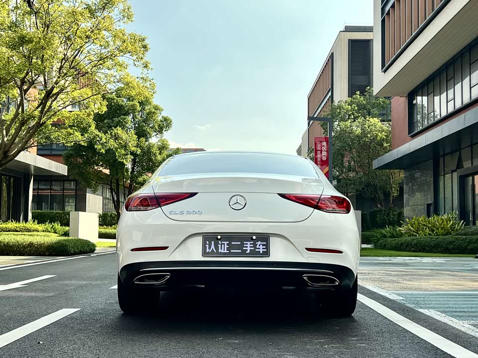 Mercedes-Benz CLS