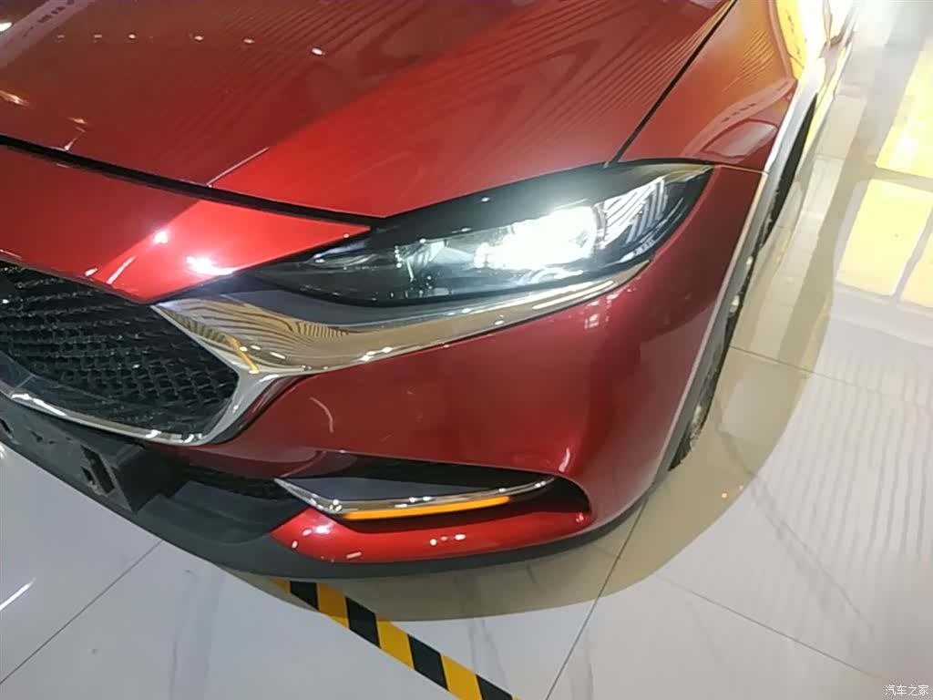 Mazda CX-4, 2021 24