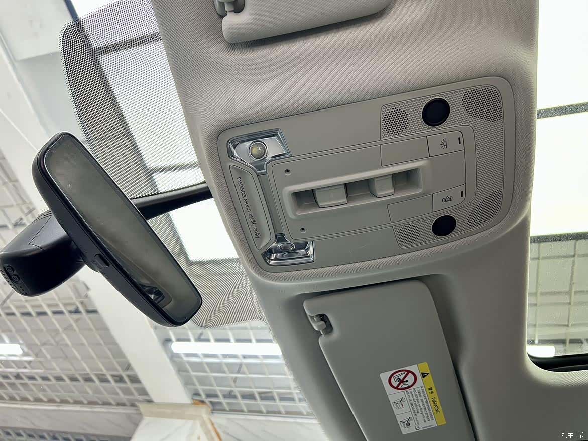Audi Q3, 2023 12
