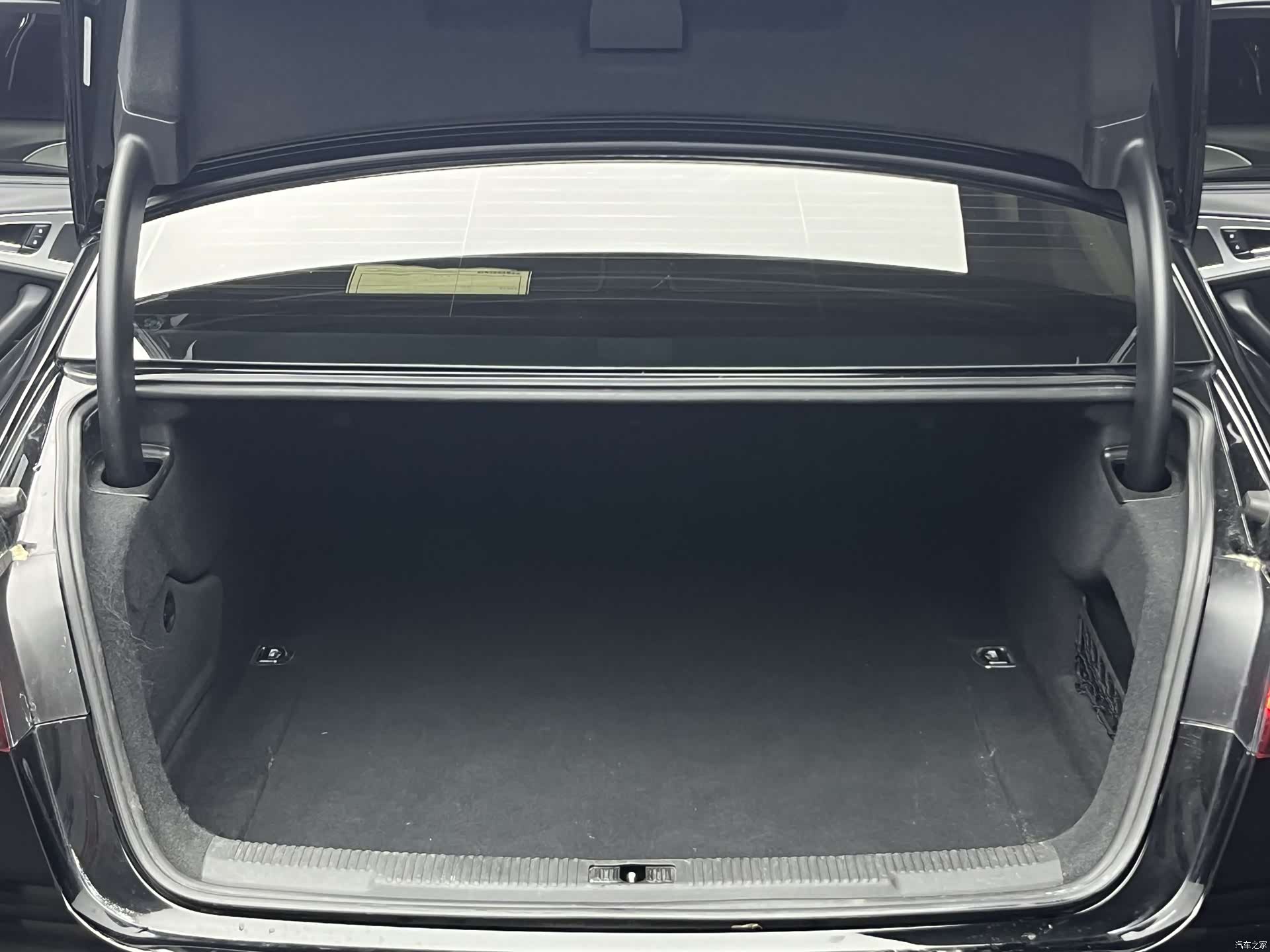 Audi A6L, 2016 28