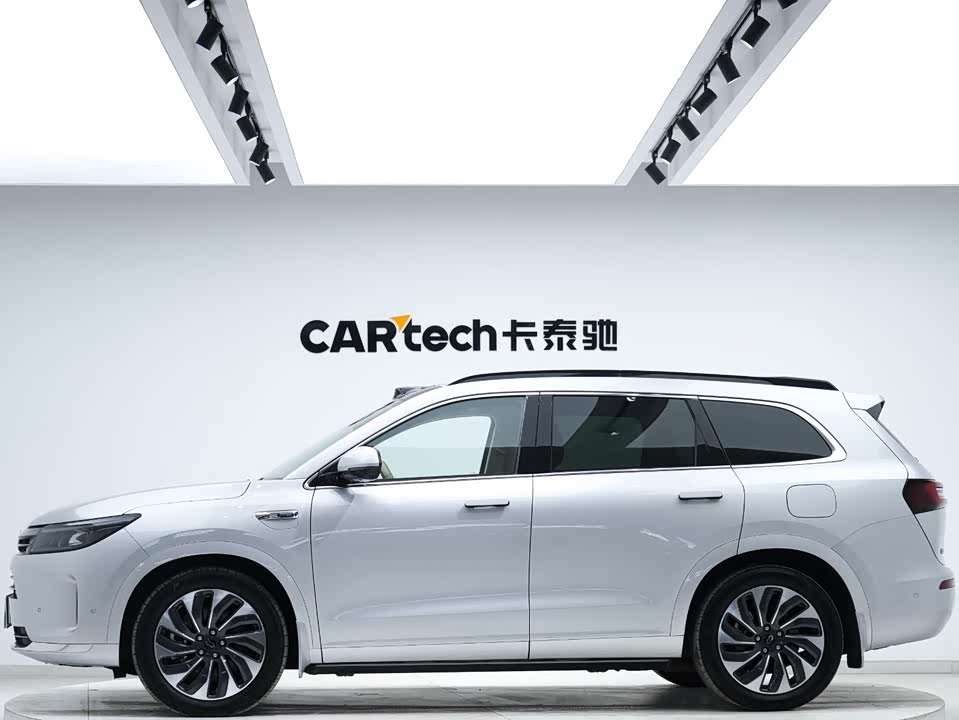 AITO Ask the world M7