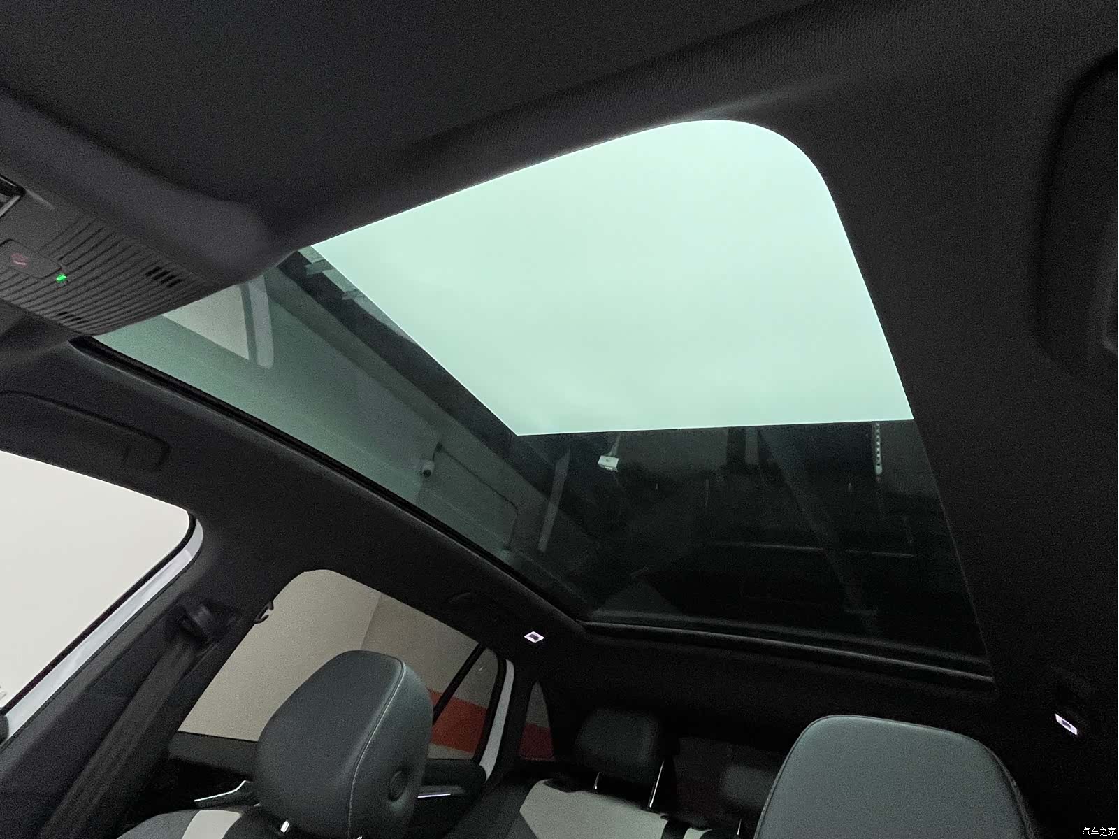 Volkswagen ID.4, 2025 18